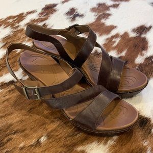 Wedge sandals